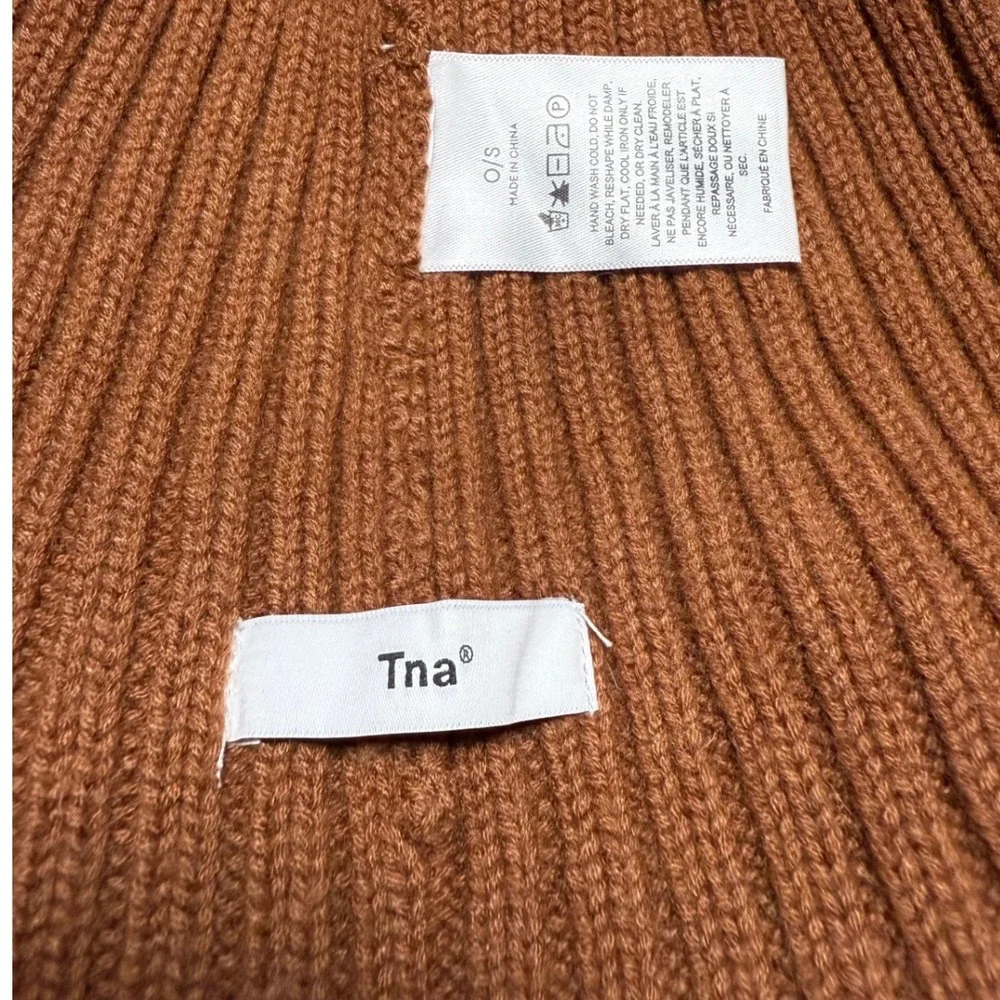 TNA by aritzia